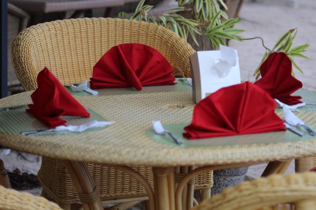 Hayahay Resort Panglao Exterior photo