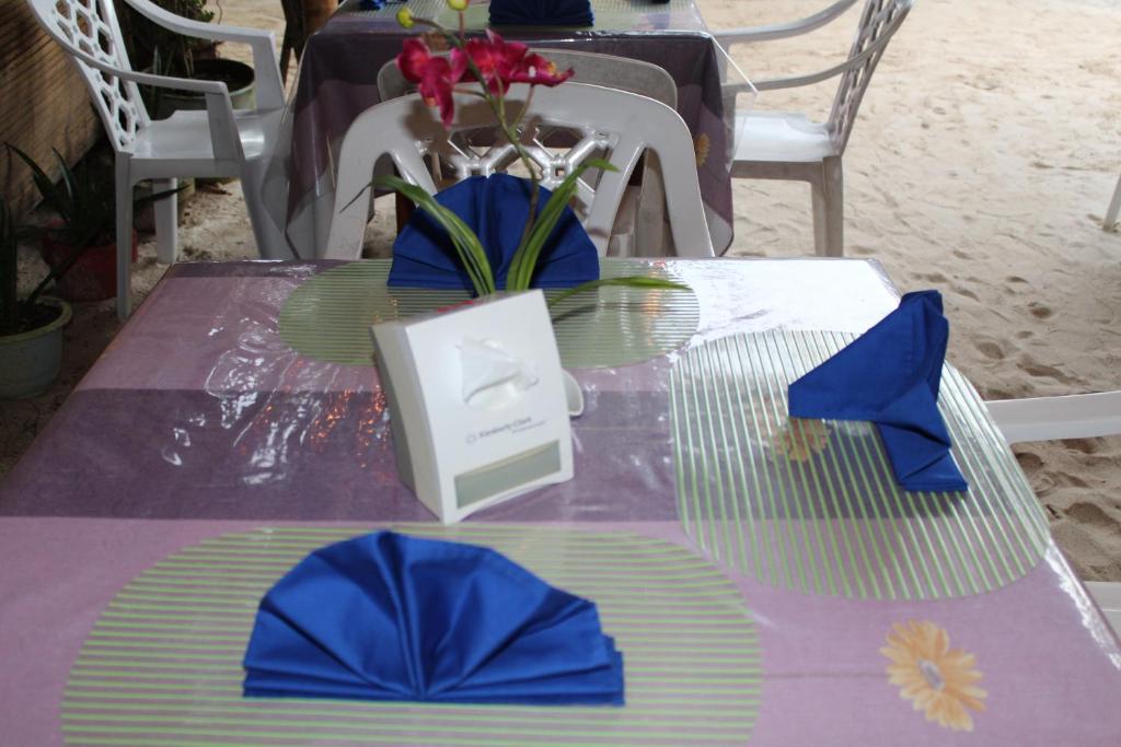 Hayahay Resort Panglao Exterior photo